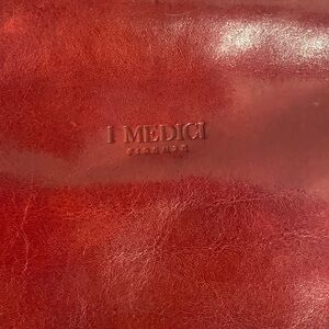 I Medici Firenze Elegant Red Leather Shoulder Bag